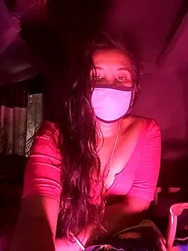 Greenchilli17 online show from 12.13.24