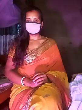 Greenchilli17 online show from 02.20.25