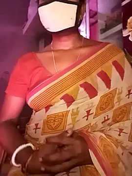 Greenchilli17 online show from 03.05.25