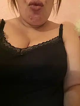 Snapshot of Samarr_9and chatting on 12.19.24 Samarr 9and online show from 12.19.24