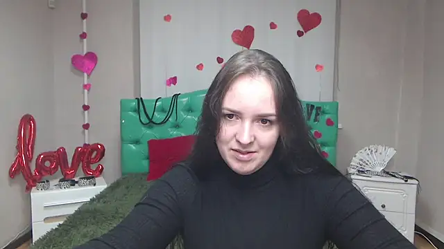 Snapshot of IsabelBlackberry chatting on 11.22.25 IsabelBlackberry online show from 11.22.25