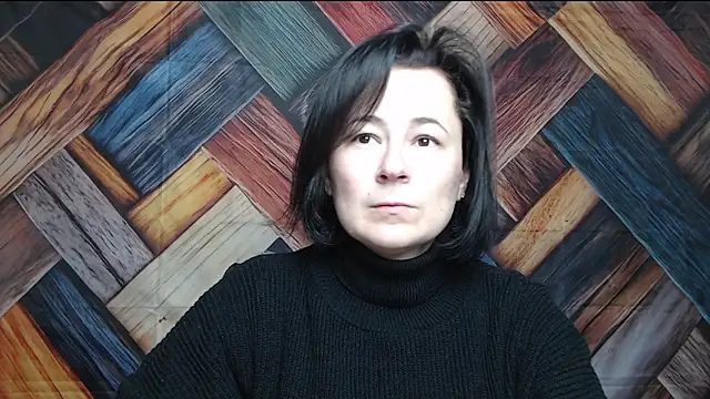 Snapshot of MarieSho chatting on 01.19.26 MarieSho online show from 01.19.26