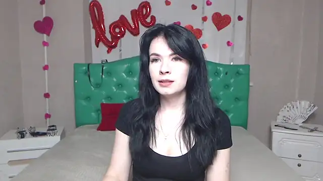 JasmineKouch online show from 04.16.26