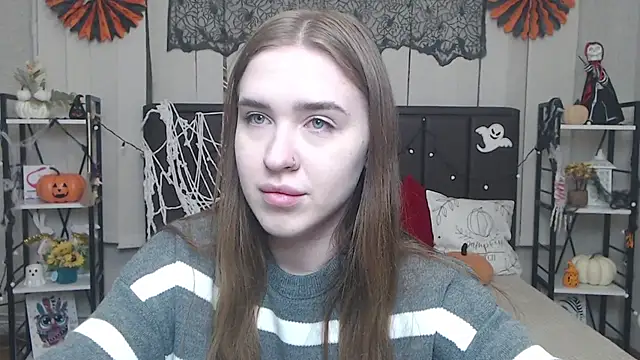 LauraHlot online show from 11.03.25