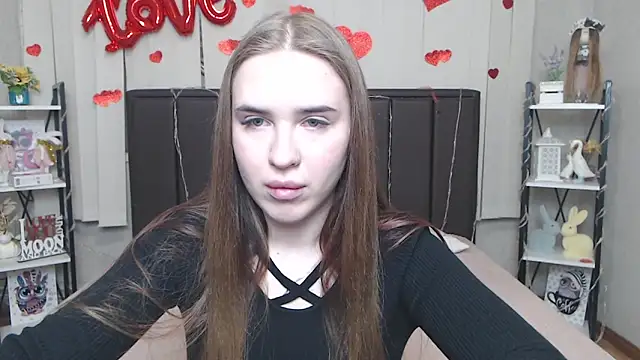 LauraHlot online show from 03.25.26