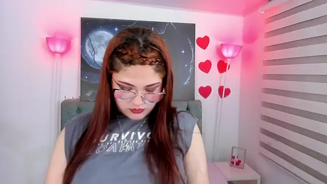 Snapshot of Camiila_Osorio chatting on 03.02.25 Camiila Osorio online show from 03.02.25