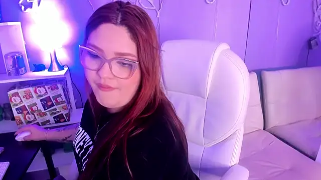 Snapshot of Camiila_Osorio chatting on 01.05.26 Camiila Osorio online show from 01.05.26