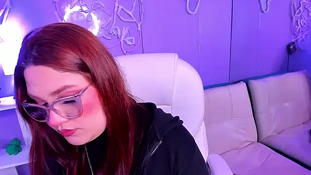 Snapshot of Camiila_Osorio chatting on 01.09.26 Camiila Osorio online show from 01.09.26