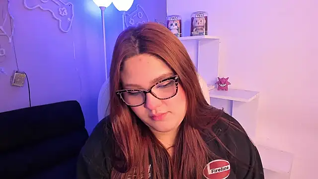 Snapshot of Camiila_Osorio chatting on 02.13.26 Camiila Osorio online show from 02.13.26