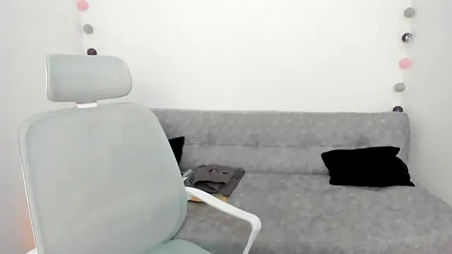 Sofiskies online show from 10.26.25