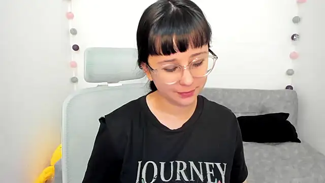 Sofiskies online show from 10.29.25