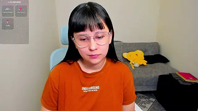 Snapshot of Sofiskies chatting on 03.11.26 Sofiskies online show from 03.11.26