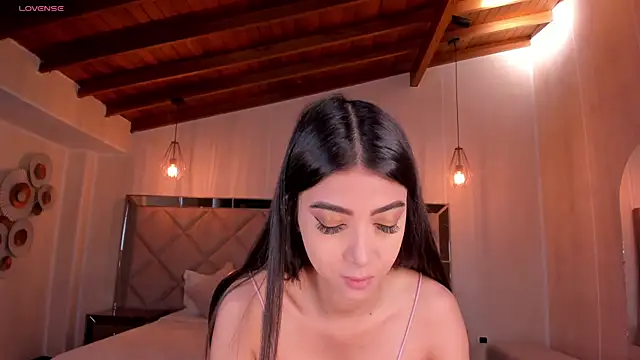 Snapshot of ValeriaVelvet chatting on 10.06.25 ValeriaVelvet online show from 10.06.25