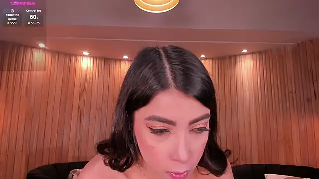 ValeriaVelvet online show from 12.17.25