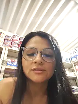 Linda Lars online show from 11.16.25