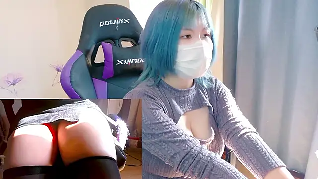 Snapshot of hazuki_8008 chatting on 11.28.25 hazuki 8008 online show from 11.28.25