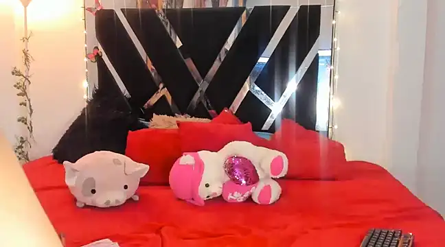 Snapshot of Charllote23 chatting on 01.27.25 Charllote23 online show from 01.27.25