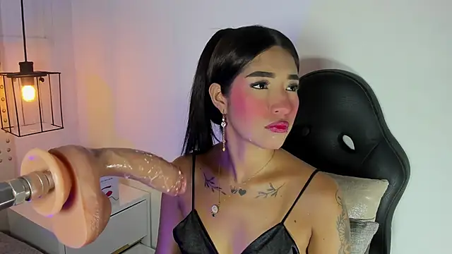 Snapshot of baby_naughty1_ chatting on 01.11.25 baby naughty1 online show from 01.11.25