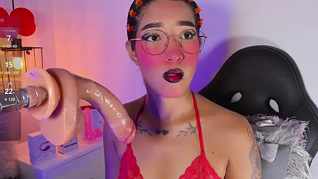 Snapshot of baby_naughty1_ chatting on 02.26.25 baby naughty1 online show from 02.26.25