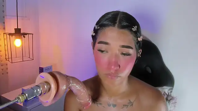 Snapshot of baby_naughty1_ chatting on 03.10.25 baby naughty1 online show from 03.10.25