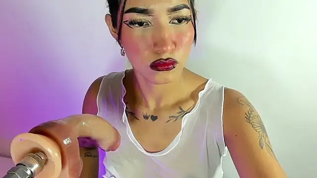 Snapshot of baby_naughty1_ chatting on 09.09.25 baby naughty1 online show from 09.09.25