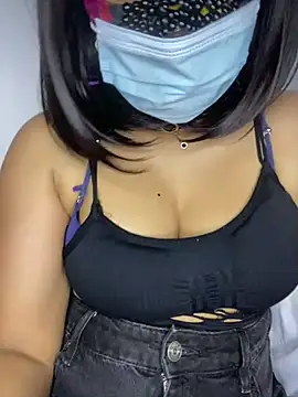 Snapshot of Shadow_Girl007 chatting on 01.06.25 Shadow Girl007 online show from 01.06.25