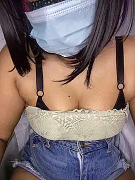 Snapshot of Shadow_Girl007 chatting on 01.23.25 Shadow Girl007 online show from 01.23.25