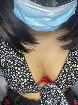 Snapshot of Shadow_Girl007 chatting on 03.14.25 Shadow Girl007 online show from 03.14.25