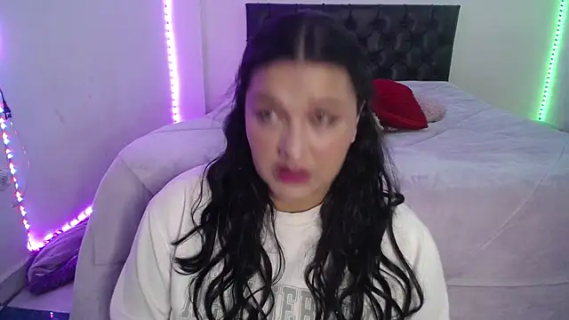 Laurenkenner  online show from 05.04.26