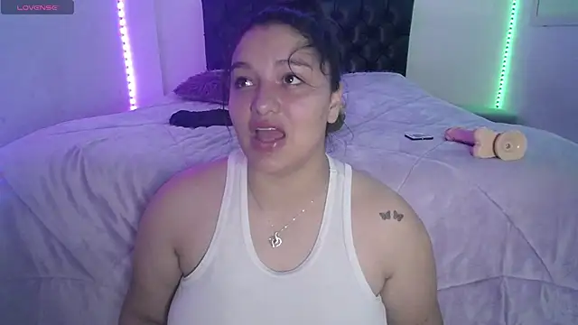 Laurenkenner  online show from 05.11.26