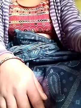 Snapshot of Cutkajal chatting on 02.05.25 Cutkajal online show from 02.05.25