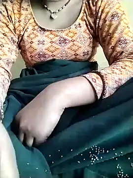 Snapshot of Cutkajal chatting on 02.12.25 Cutkajal online show from 02.12.25