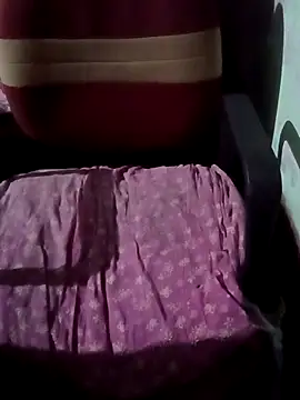 Snapshot of Ralisha_Rani chatting on 12.20.25 Ralisha Rani online show from 12.20.25