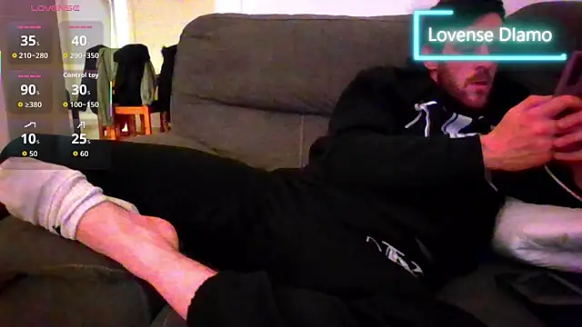 Snapshot of _NakedChef_ chatting on 02.15.26 NakedChef online show from 02.15.26