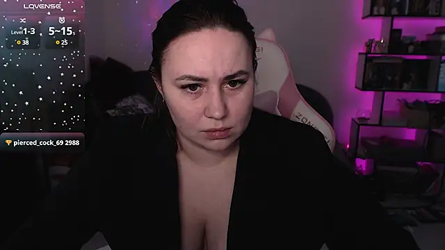 Snapshot of SexyWitch_666 chatting on 01.16.25 SexyWitch 666 online show from 01.16.25