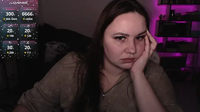 Snapshot of SexyWitch_666 chatting on 01.30.25 SexyWitch 666 online show from 01.30.25
