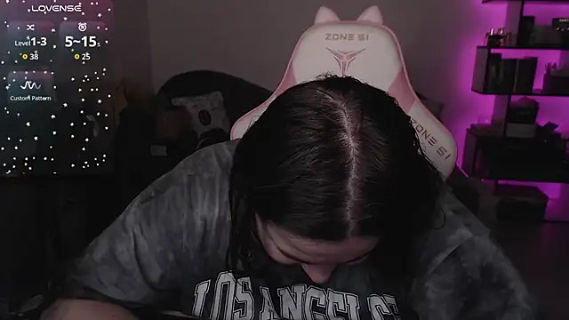 Snapshot of SexyWitch_666 chatting on 11.21.25 SexyWitch 666 online show from 11.21.25