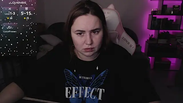 Snapshot of SexyWitch_666 chatting on 11.29.25 SexyWitch 666 online show from 11.29.25