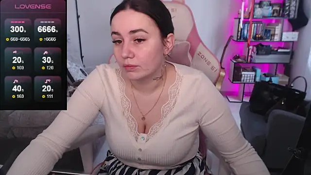 Snapshot of SexyWitch_666 chatting on 05.01.26 SexyWitch 666 online show from 05.01.26