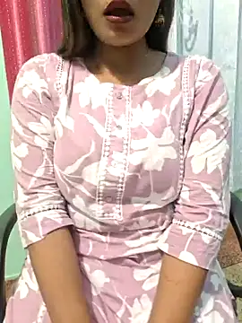 Snapshot of N-Natasha chatting on 01.09.25 N-Natasha online show from 01.09.25