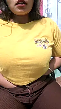 Snapshot of N-Natasha chatting on 01.26.25 N-Natasha online show from 01.26.25