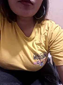 Snapshot of N-Natasha chatting on 02.22.25 N-Natasha online show from 02.22.25