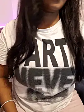 Snapshot of N-Natasha chatting on 10.30.25 N-Natasha online show from 10.30.25