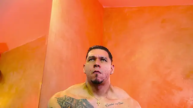 Snapshot of MassimoWalton2 chatting on 03.06.26 MassimoWalton2 online show from 03.06.26