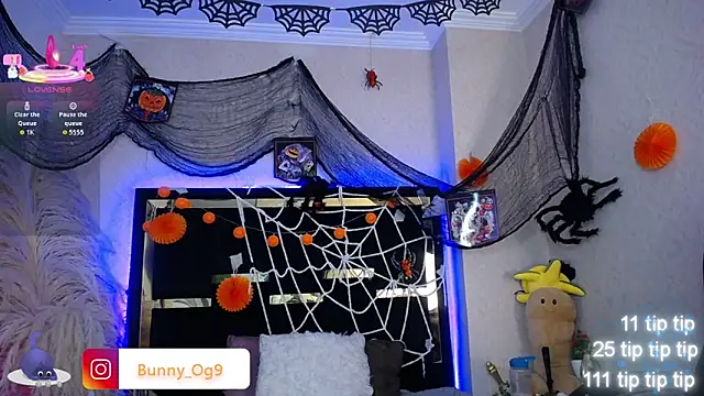 Bunny O online show from 10.14.25