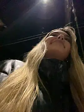 Snapshot of Odett_ chatting on 01.31.25 Odett online show from 01.31.25