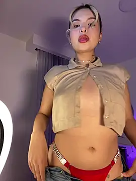 Snapshot of Odett_ chatting on 10.08.25 Odett online show from 10.08.25