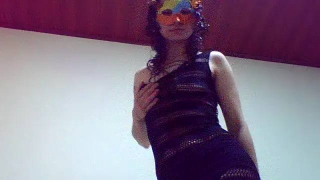 CELEna098rs707 online show from 10.01.25