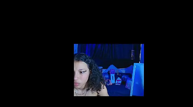 Snapshot of avans_15 chatting on 02.21.25 avans 15 online show from 02.21.25