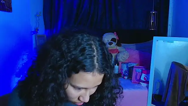 Snapshot of avans_15 chatting on 02.27.25 avans 15 online show from 02.27.25